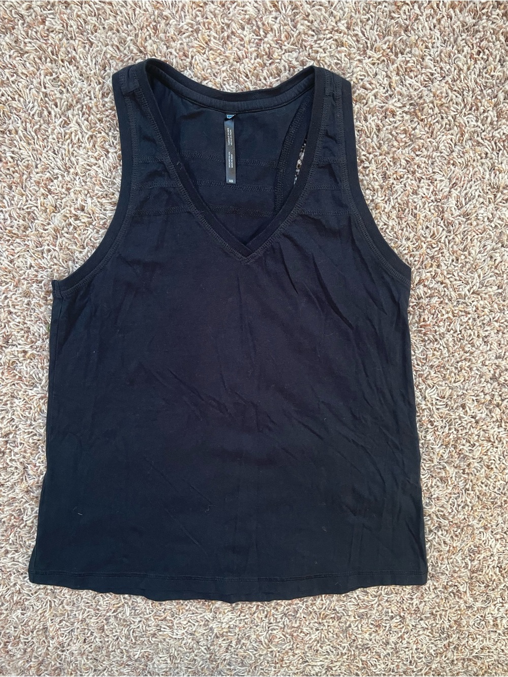 Kuhl Black V-Neck Tank Top Women Size XS Fall Hiking Layers Outdoor Like New